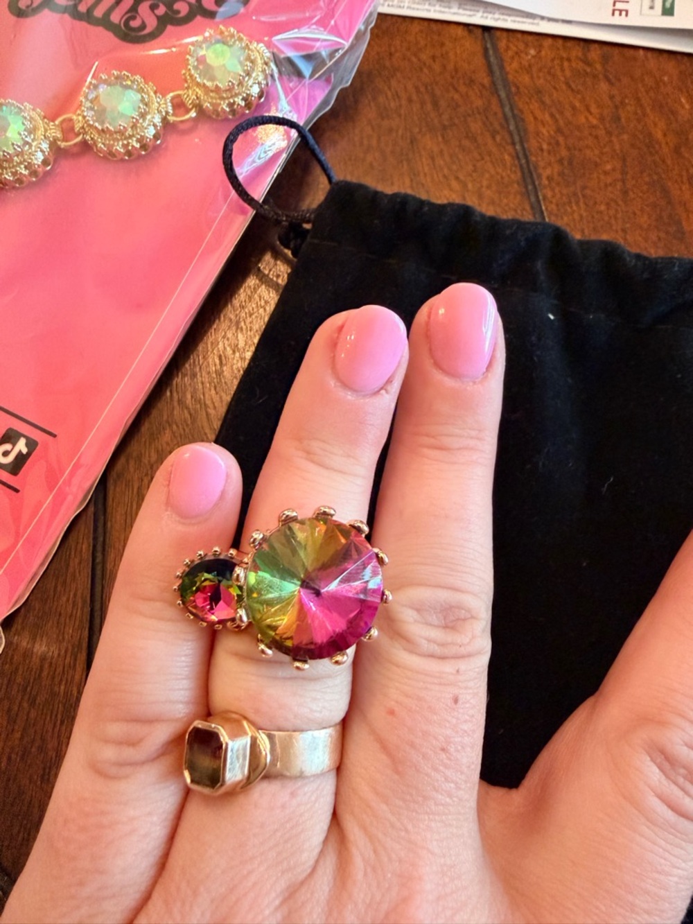 FeedMeGems round ring green pink with bag